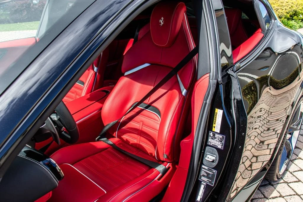 2024 Ferrari Purosangue - Image 6 of 31