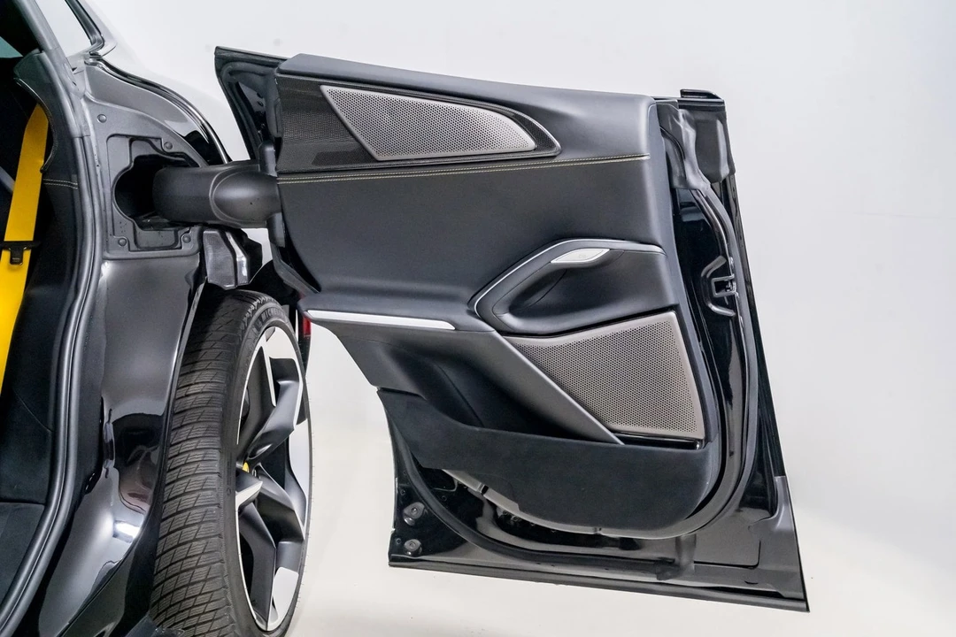 2024 Ferrari Purosangue - Image 26 of 31