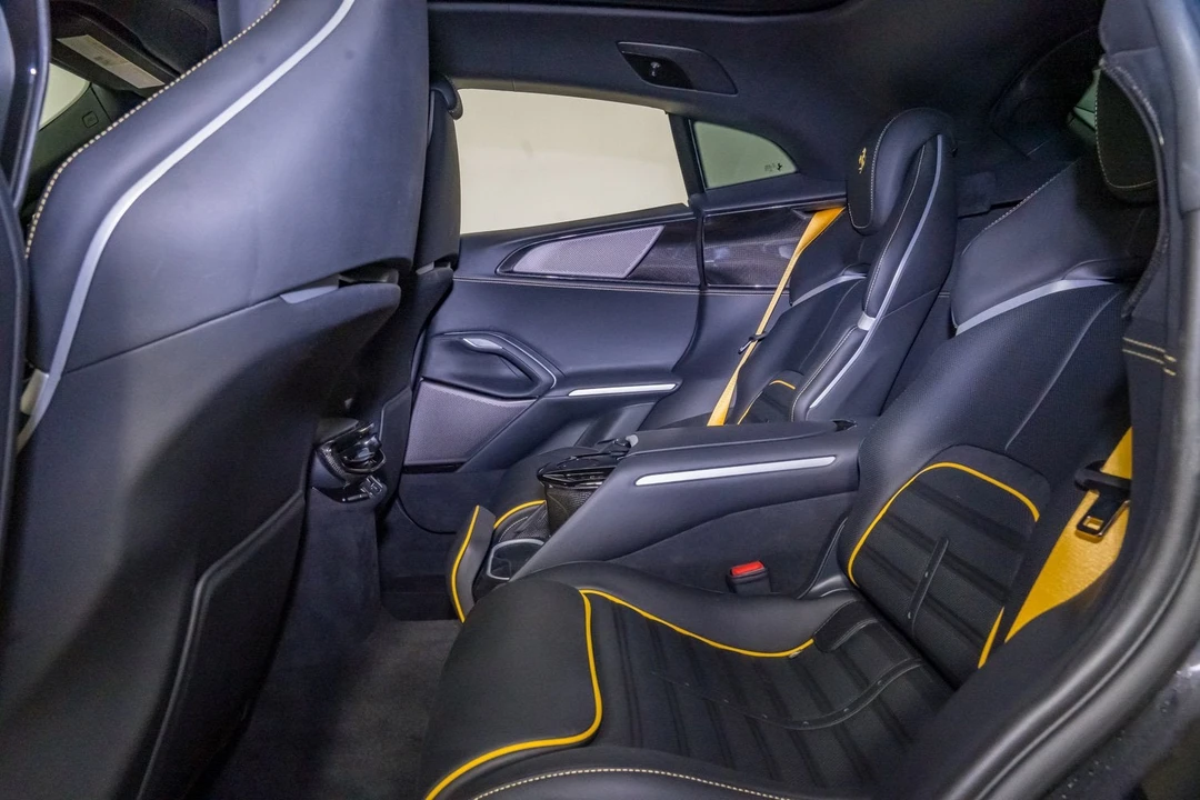 2024 Ferrari Purosangue - Image 27 of 31