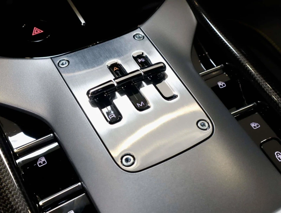2024 Ferrari Purosangue - Image 30 of 31