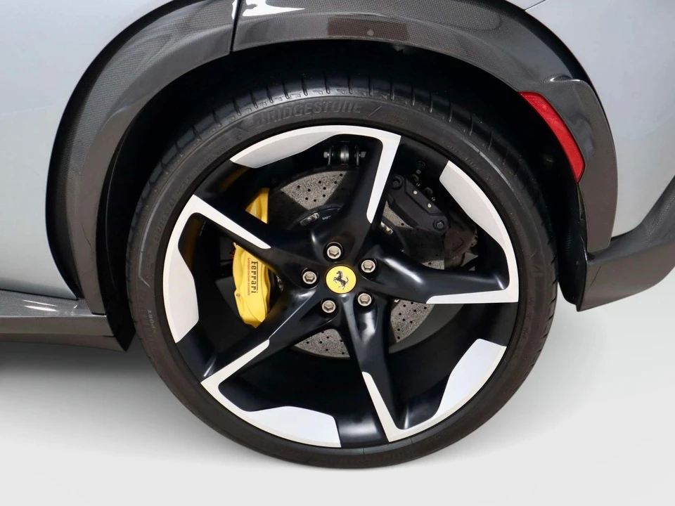 2024 Ferrari Purosangue - Image 9 of 31