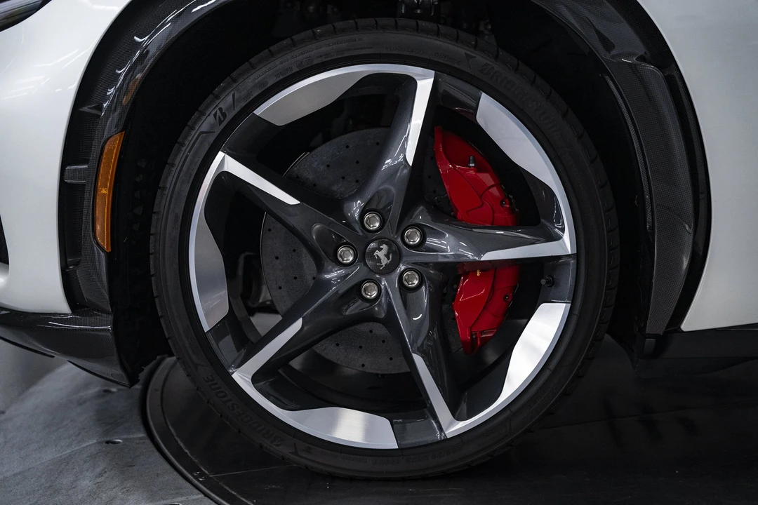 2024 Ferrari Purosangue - Image 15 of 31