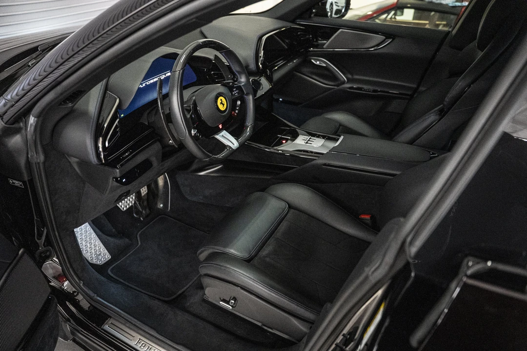 2024 Ferrari Purosangue - Image 28 of 31