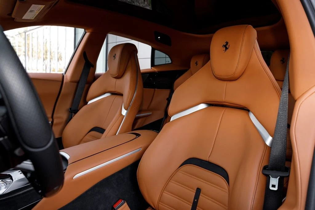 2024 Ferrari Purosangue - Image 27 of 31