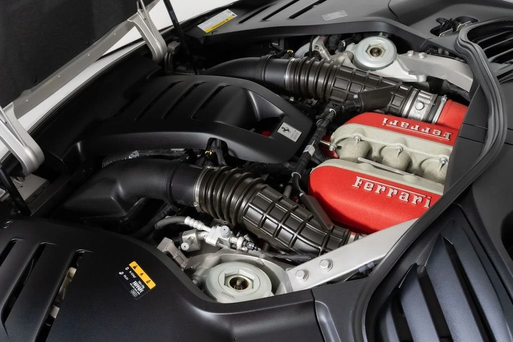 2024 Ferrari Purosangue - Image 9 of 31