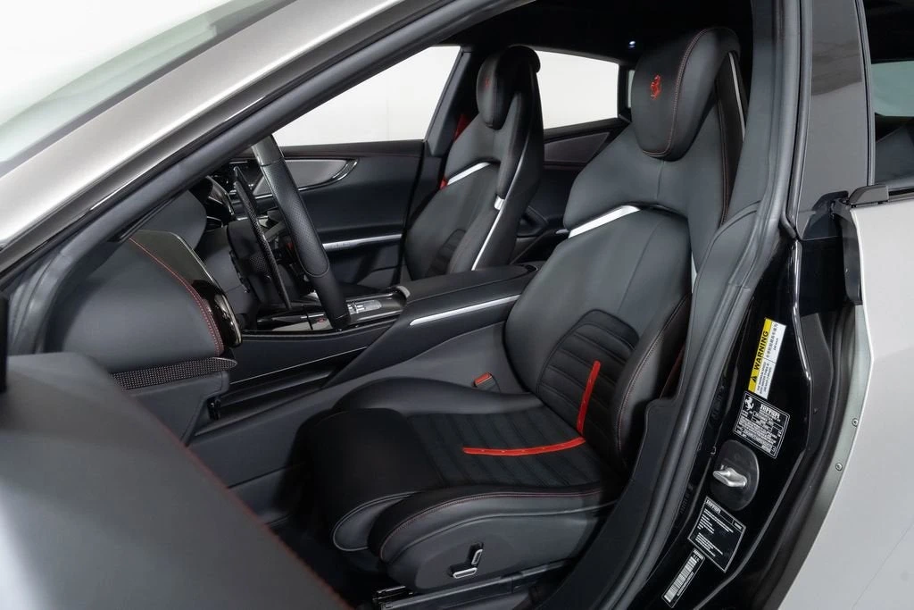 2024 Ferrari Purosangue - Image 5 of 31