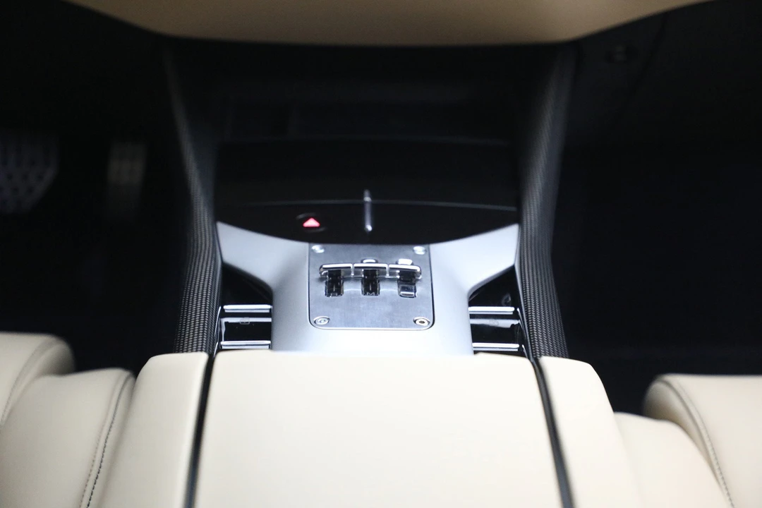 2024 Ferrari Purosangue - Image 27 of 31