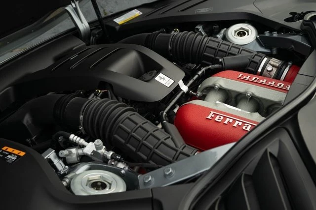 2024 Ferrari Purosangue - Image 14 of 31