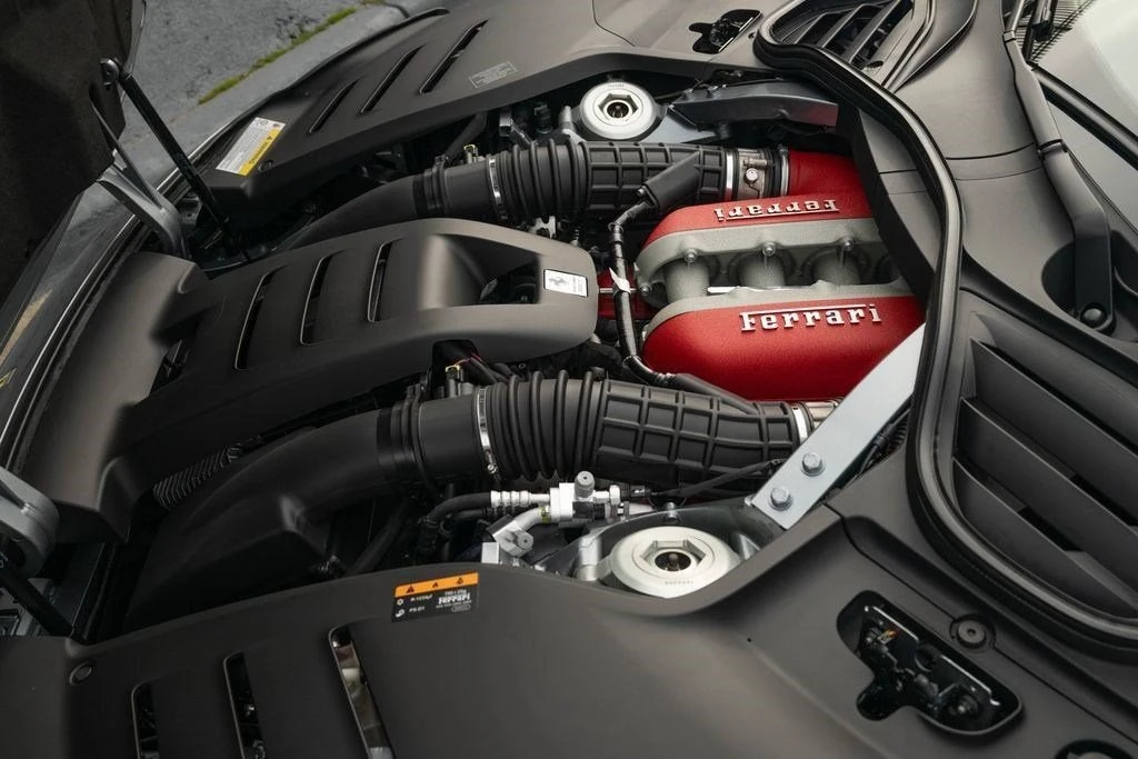 2024 Ferrari Purosangue - Image 12 of 31