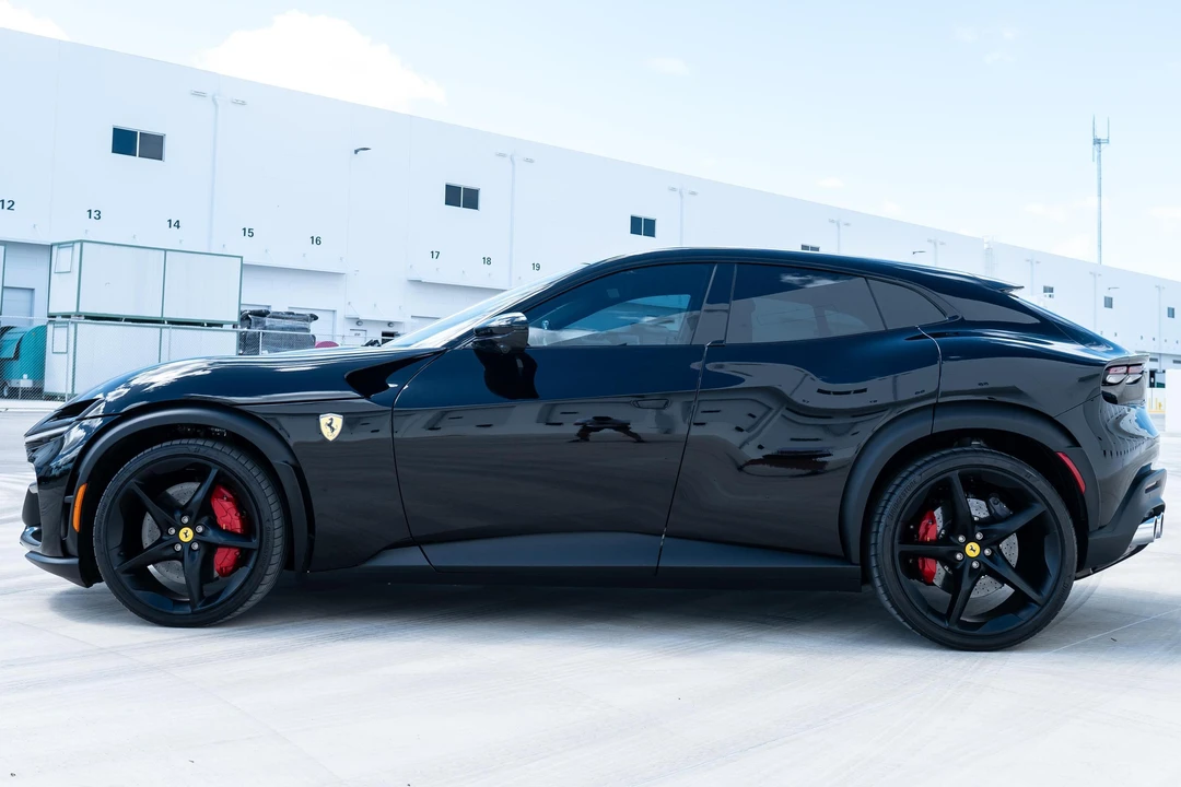 2024 Ferrari Purosangue - Image 3 of 31
