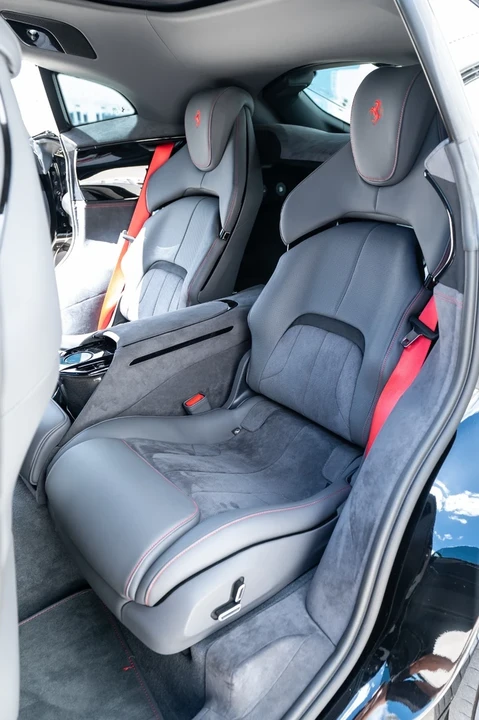 2024 Ferrari Purosangue - Image 15 of 21