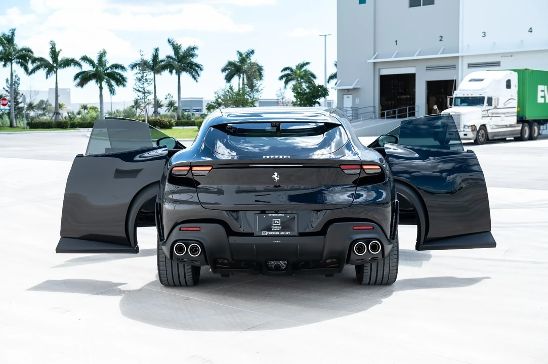 2024 Ferrari Purosangue - Image 17 of 21