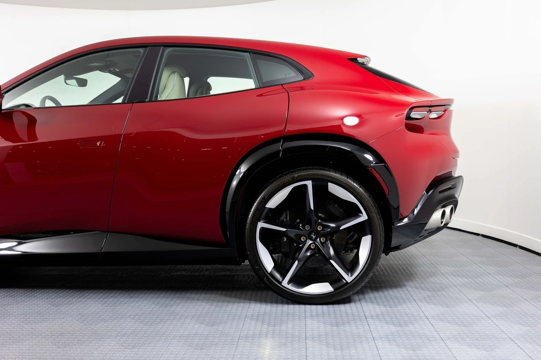 2024 Ferrari Purosangue - Image 11 of 21