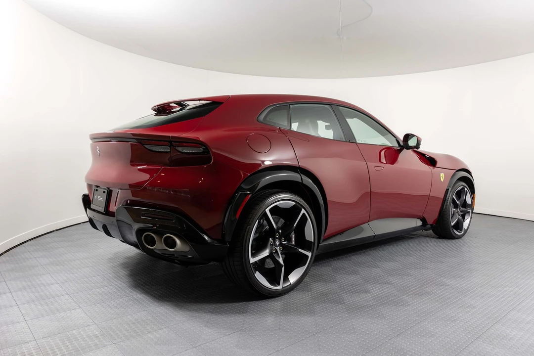 2024 Ferrari Purosangue - Image 19 of 21