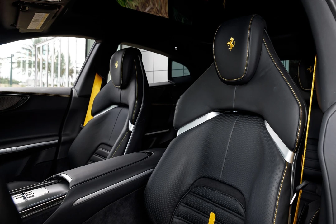 2024 Ferrari Purosangue - Image 10 of 31