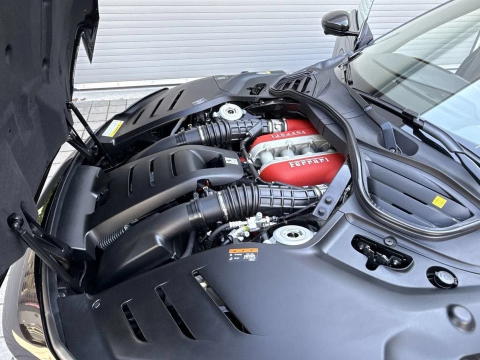 2024 Ferrari Purosangue - Image 24 of 31