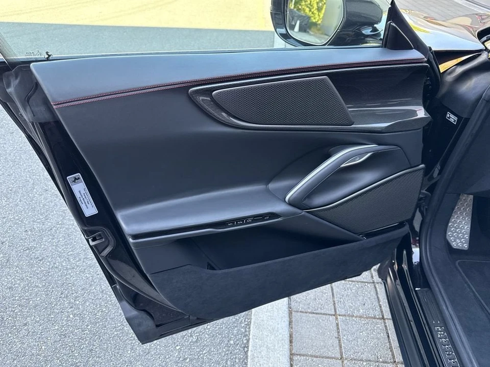 2024 Ferrari Purosangue - Image 28 of 31