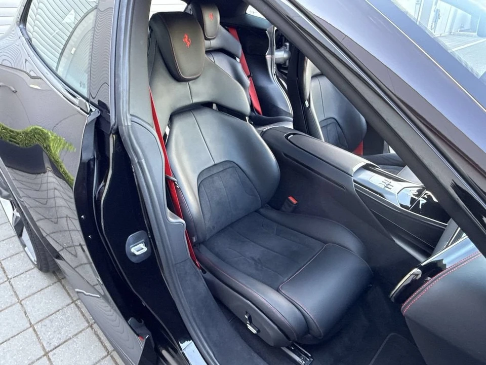 2024 Ferrari Purosangue - Image 23 of 31