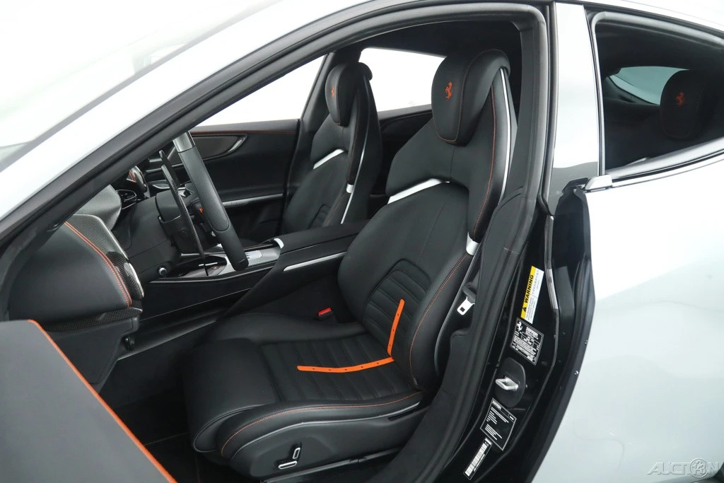 2024 Ferrari Purosangue - Image 5 of 21
