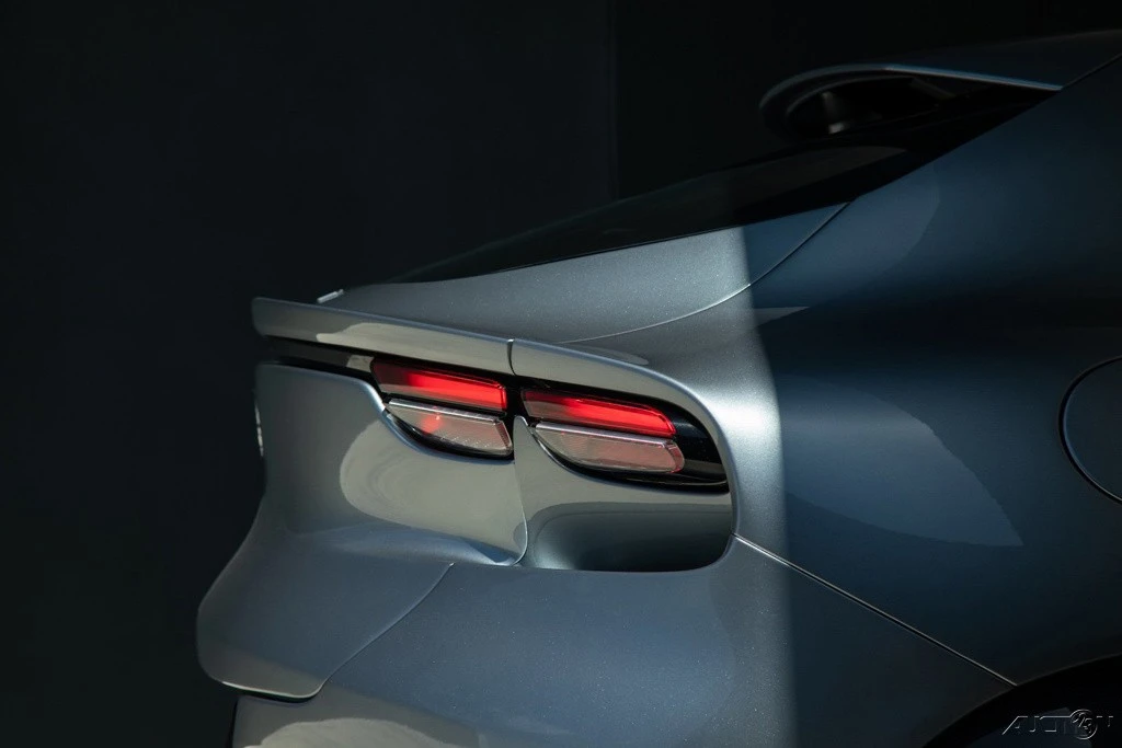 2024 Ferrari Purosangue - Image 21 of 21