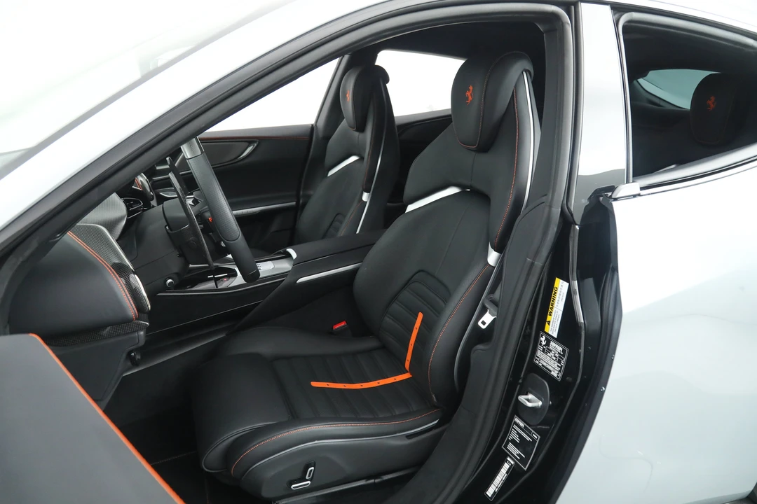 2024 Ferrari Purosangue - Image 5 of 31