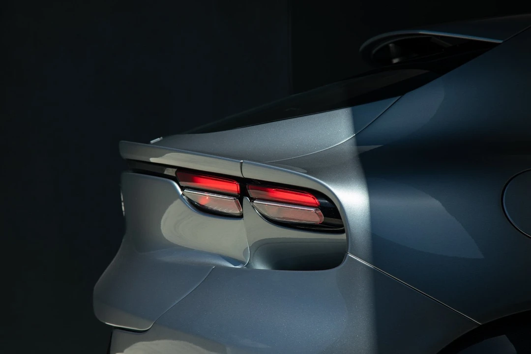 2024 Ferrari Purosangue - Image 21 of 31