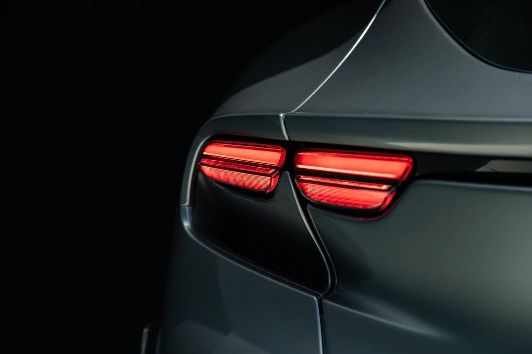 2024 Ferrari Purosangue - Image 23 of 31