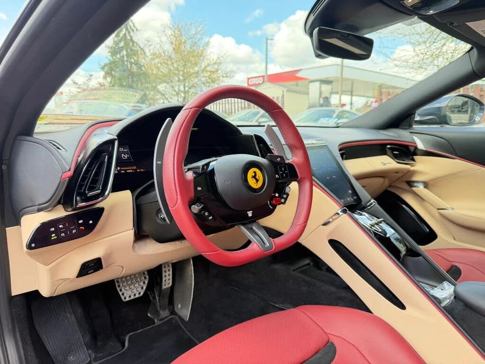 2024 Ferrari Roma - Image 13 of 31