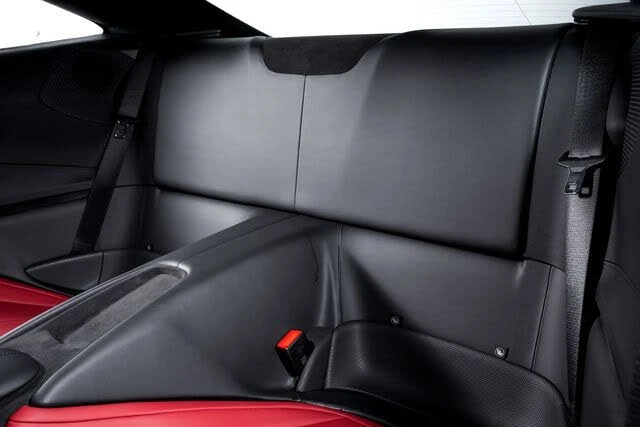 2024 Ferrari Roma - Image 28 of 31