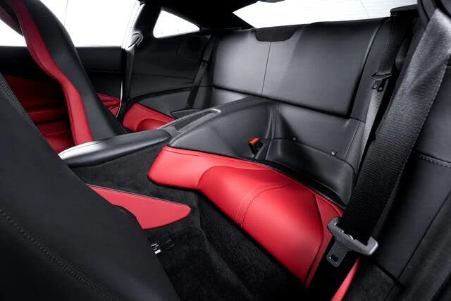 2024 Ferrari Roma - Image 27 of 31