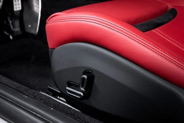 2024 Ferrari Roma - Image 25 of 31