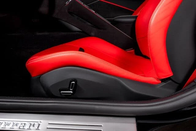 2024 Ferrari Roma - Image 26 of 31