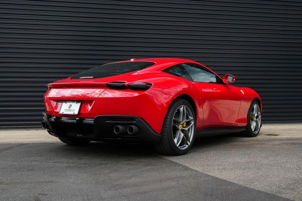 2024 Ferrari Roma - Image 16 of 31