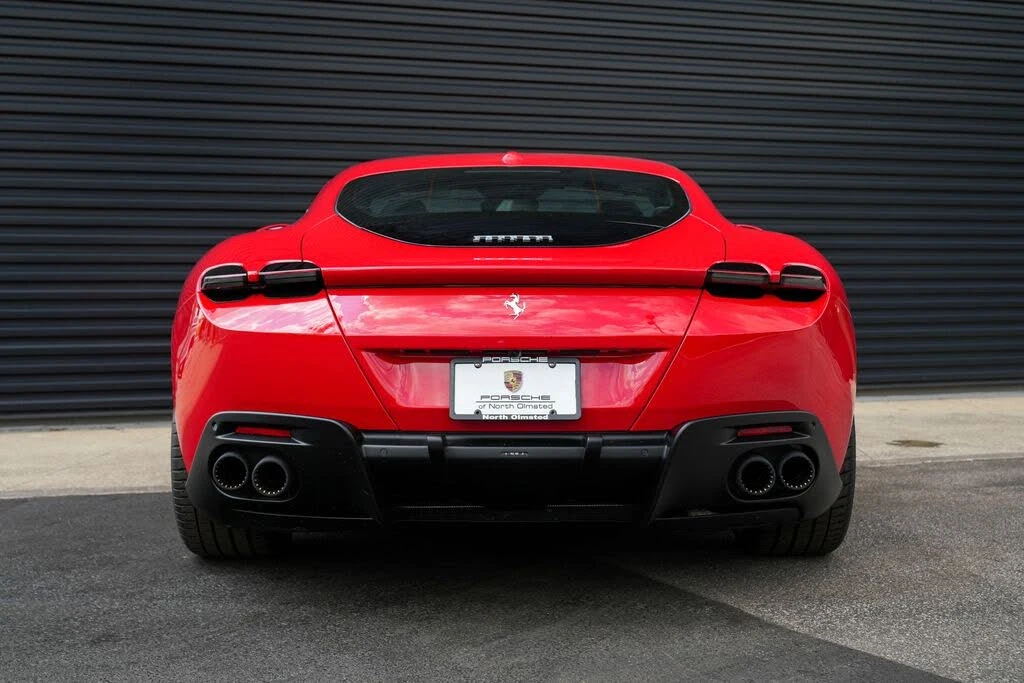 2024 Ferrari Roma - Image 17 of 31
