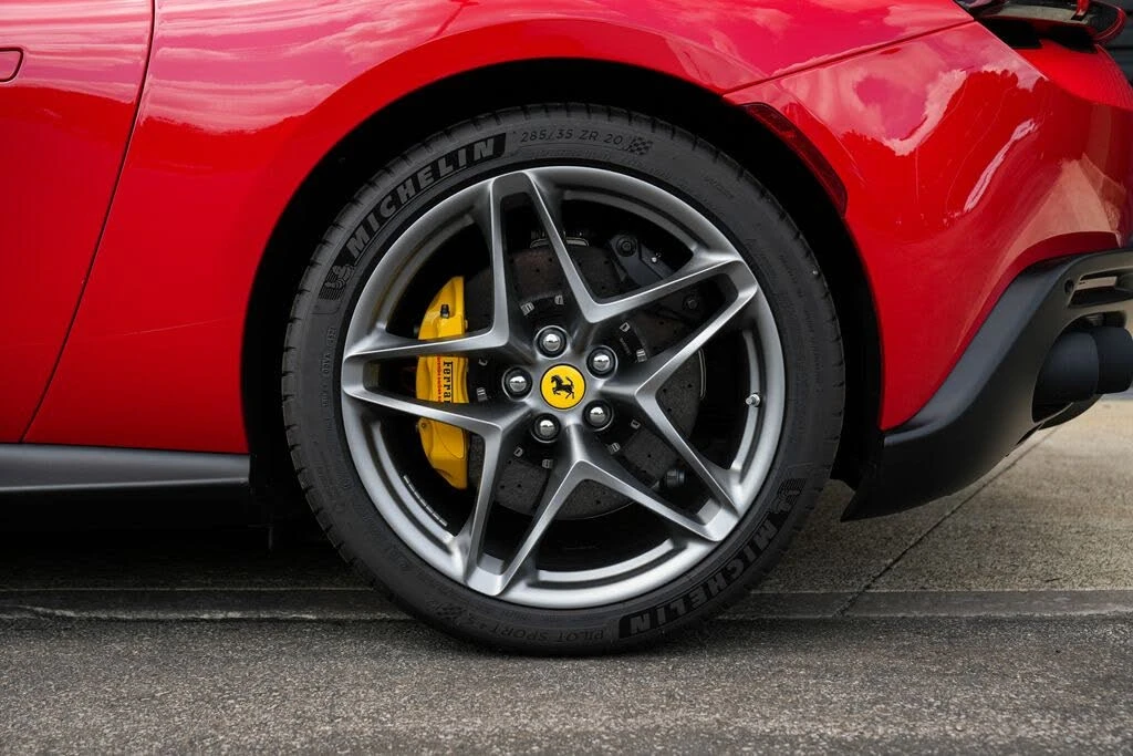 2024 Ferrari Roma - Image 15 of 31