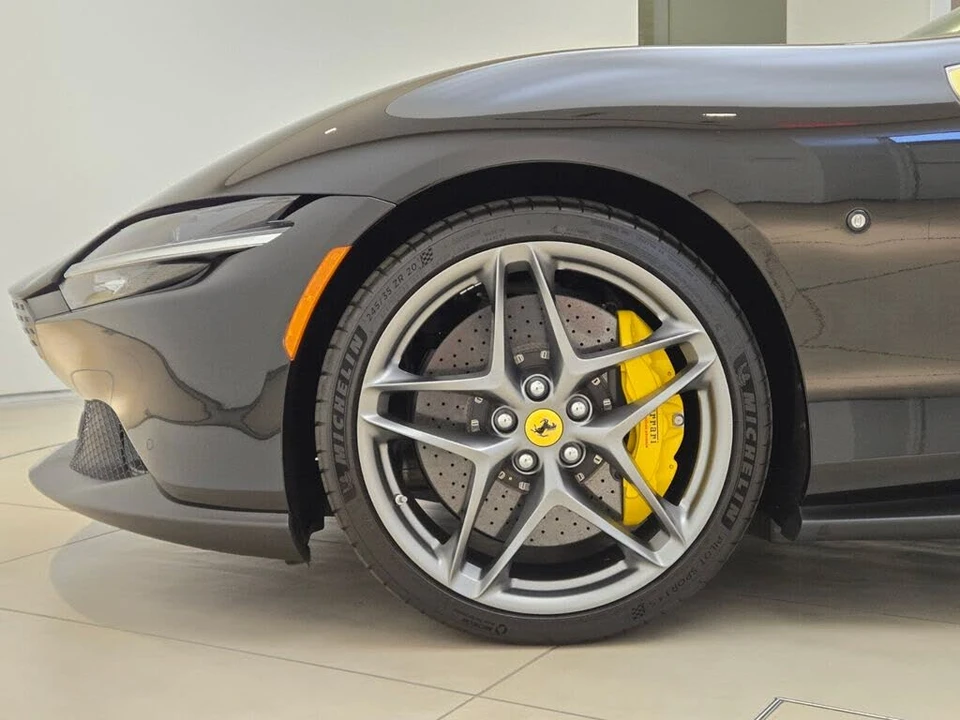 2024 Ferrari Roma - Image 13 of 31