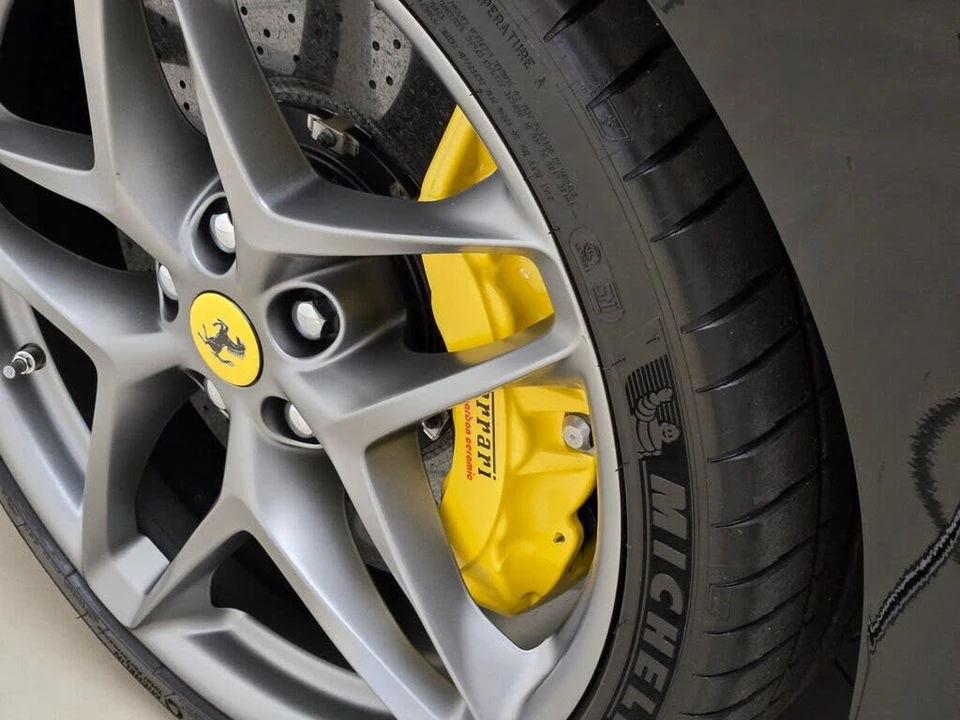 2024 Ferrari Roma - Image 14 of 31