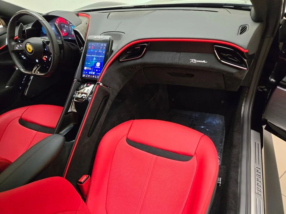 2024 Ferrari Roma - Image 26 of 31