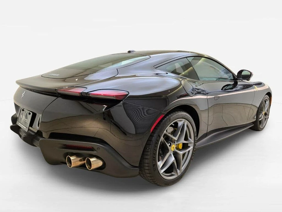 2024 Ferrari Roma - Image 9 of 31