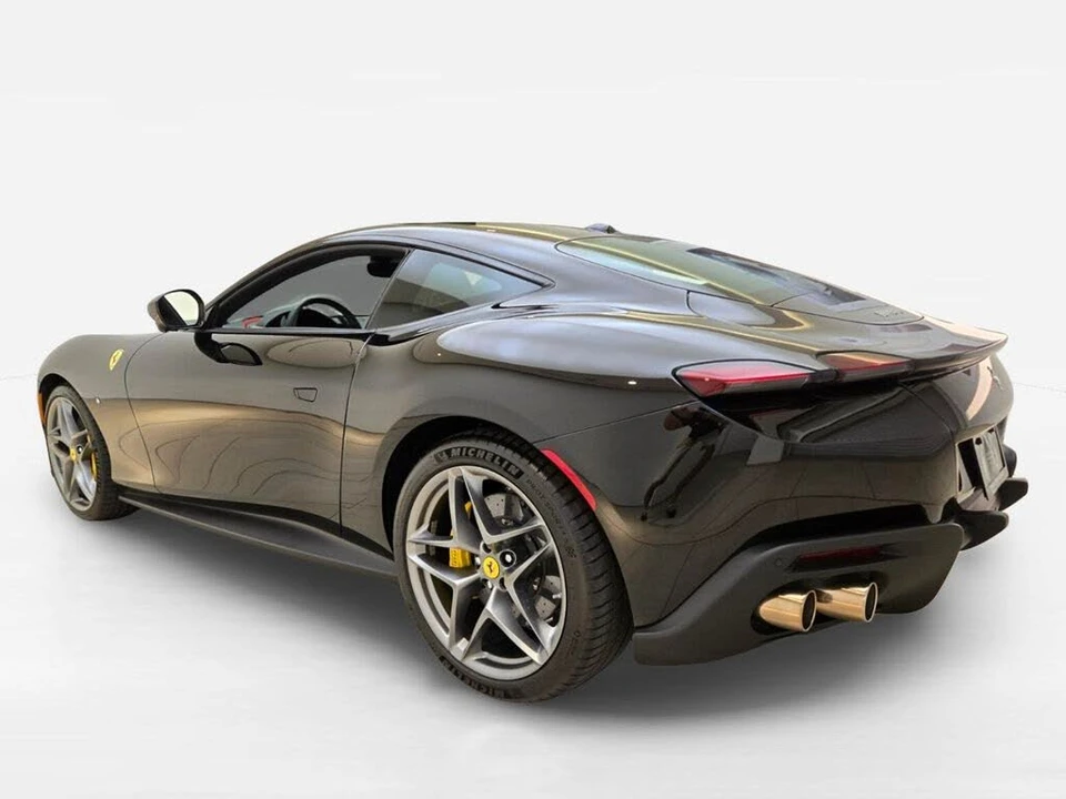 2024 Ferrari Roma - Image 11 of 31