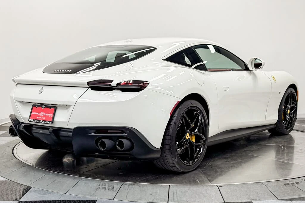 2024 Ferrari Roma - Image 9 of 31