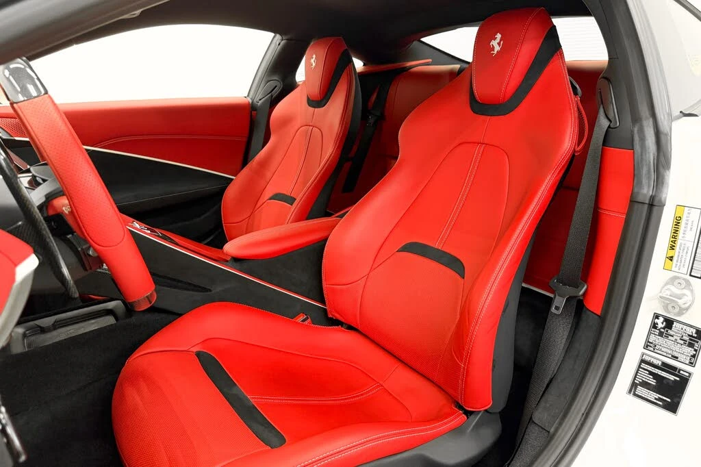 2024 Ferrari Roma - Image 24 of 31