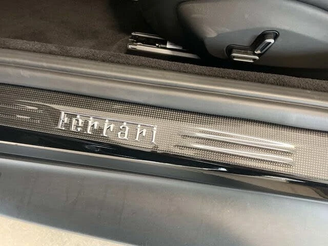 2024 Ferrari Roma - Image 25 of 31