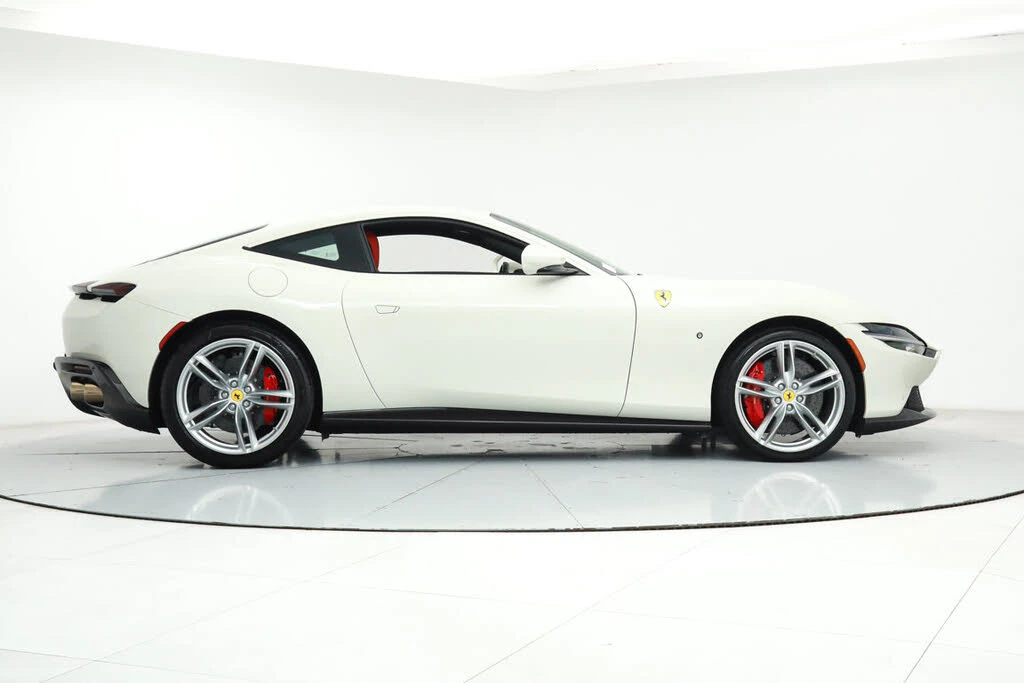 2024 Ferrari Roma - Image 9 of 31