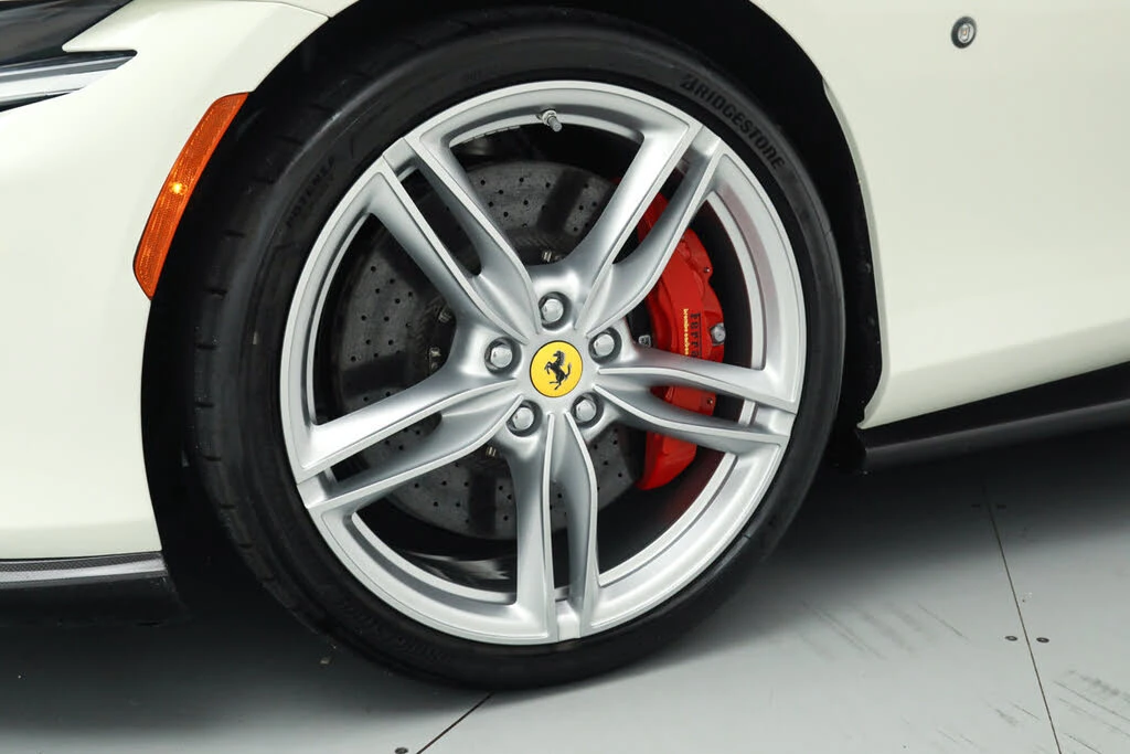 2024 Ferrari Roma - Image 14 of 31