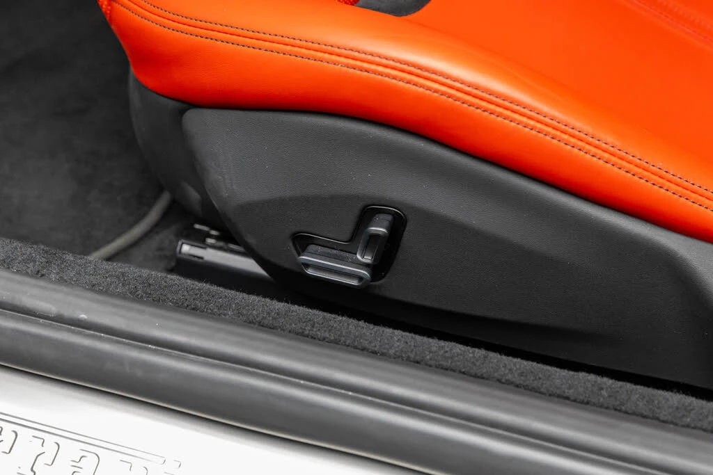 2024 Ferrari Roma - Image 17 of 31