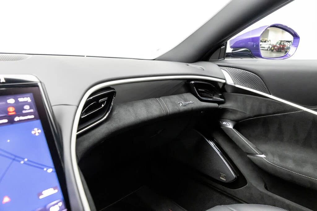 2024 Ferrari Roma - Image 30 of 31