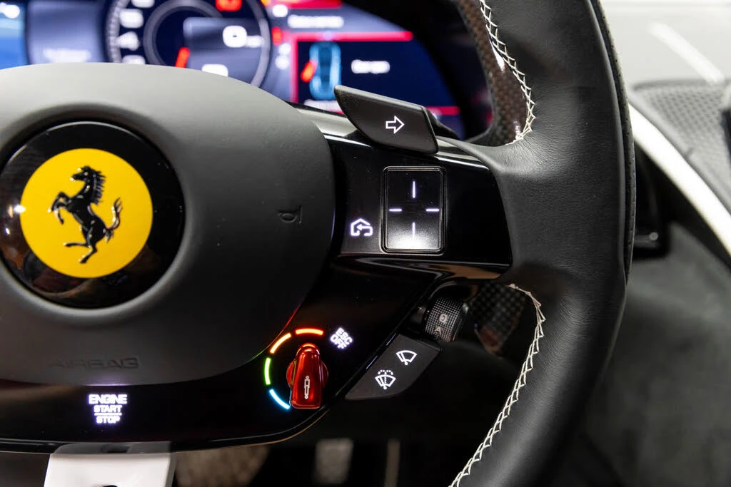 2024 Ferrari Roma - Image 25 of 31