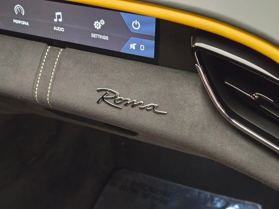 2024 Ferrari Roma - Image 23 of 31