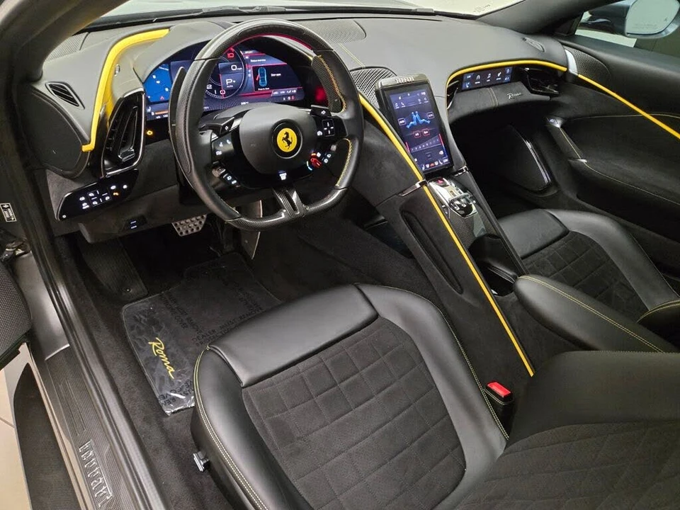 2024 Ferrari Roma - Image 20 of 31